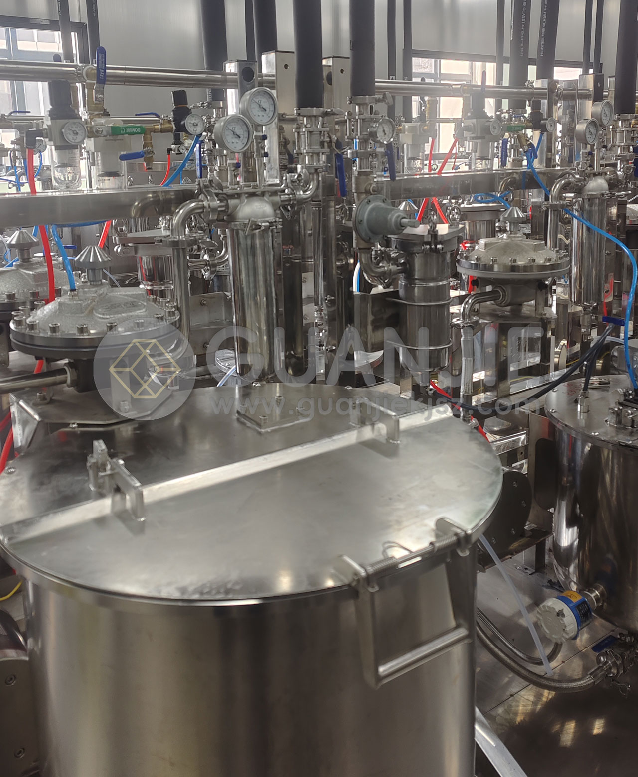 Automatic-color-changing-paint-supply-system_333