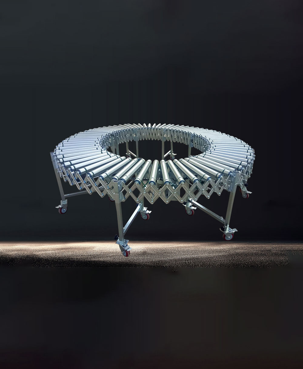 Mobile-retractable roller conveyor